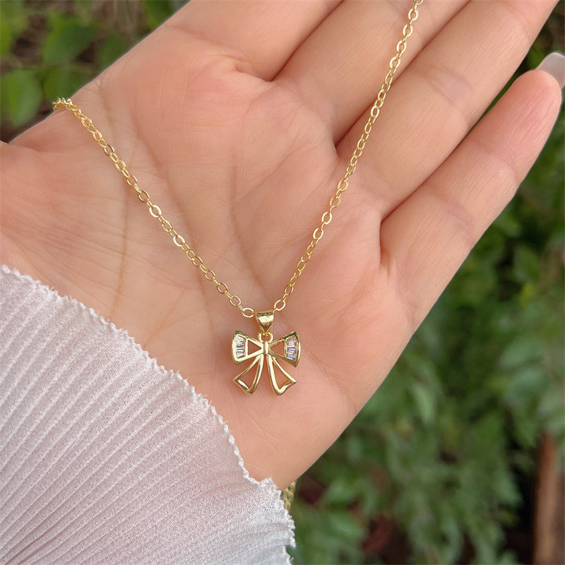 Copper 18K Gold Plated Simple Style Classic Style Flower Butterfly Plating Inlay Zircon Pendant Necklace