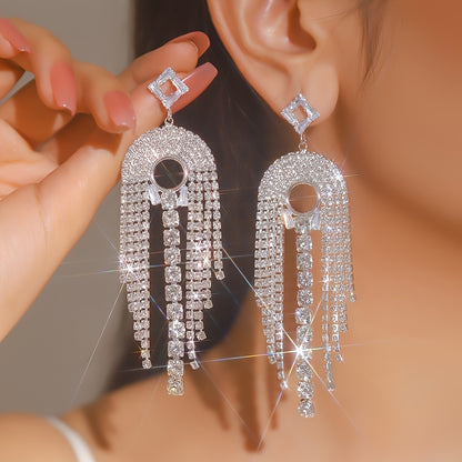 1 Pair Simple Style Classic Style Solid Color Plating Inlay Copper Rhinestones Zircon Silver Plated Drop Earrings