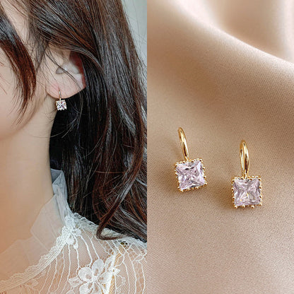 Fashion Geometric Flower Alloy Inlaid Pearls Women's Earrings 1 Pair