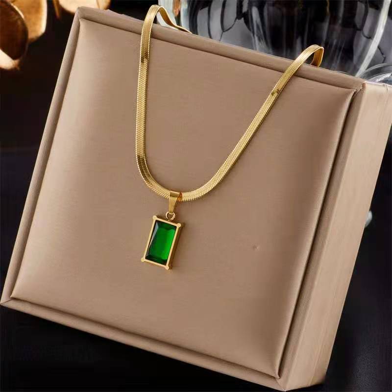 Retro Simple Style Geometric Letter Titanium Steel Inlay Zircon Necklace