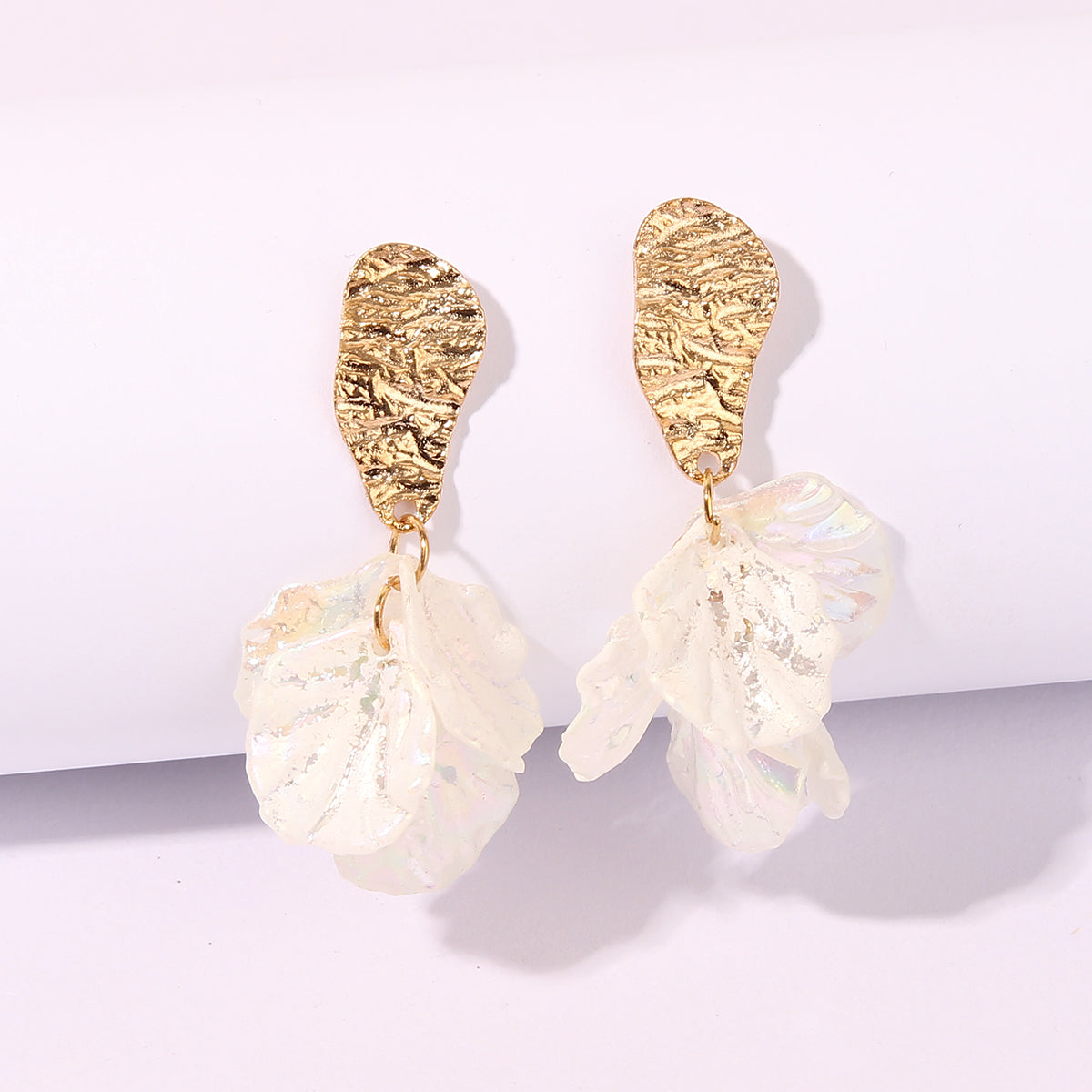 1 Pair Fairy Style Elegant Sweet Petal Arylic Alloy Gold Plated Drop Earrings