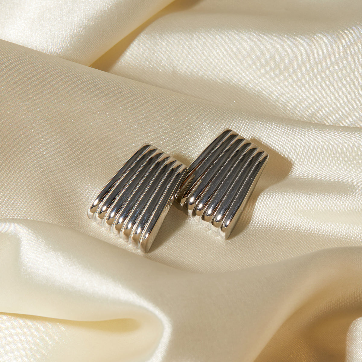 1 Pair Simple Style Classic Style Stripe Plating 316 Stainless Steel  18K Gold Plated Ear Studs