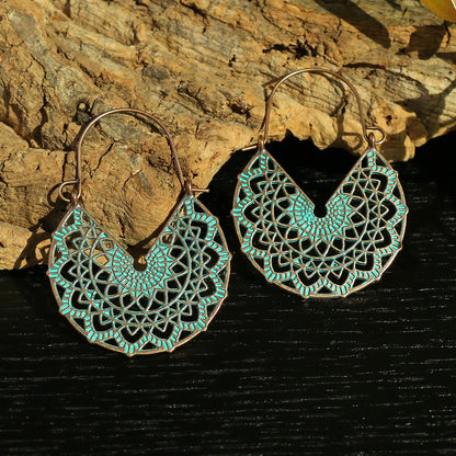 1 Pair Hip-Hop Retro Leaf Inlay Alloy Turquoise Drop Earrings