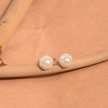 1 Pair Simple Style Classic Style Solid Color Inlay Copper Pearl Zircon Ear Studs