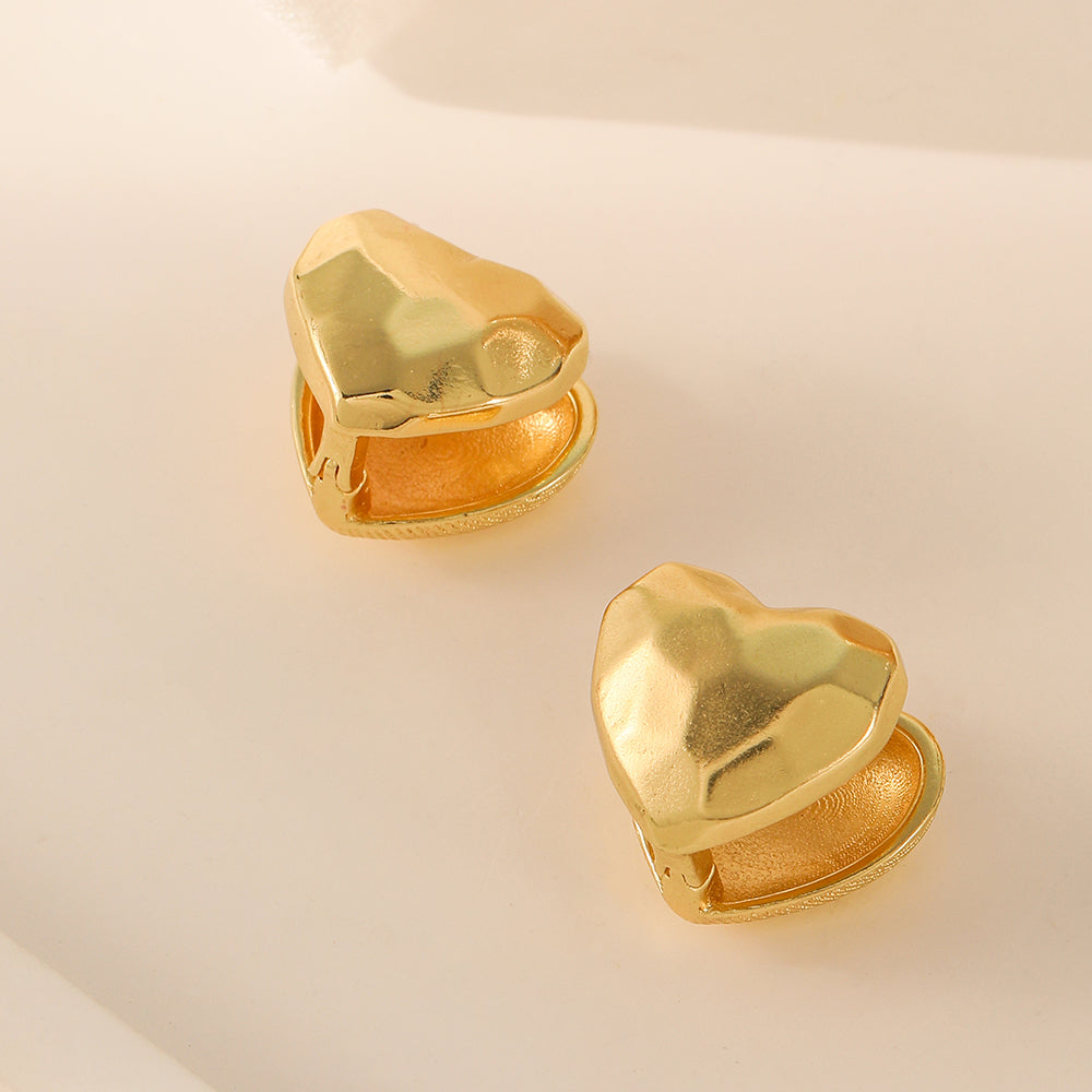 1 Pair Elegant Simple Style Heart Shape Plating Copper 16K Gold Plated Ear Studs