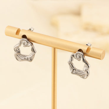 1 Pair Simple Style Solid Color Titanium Steel Ear Studs