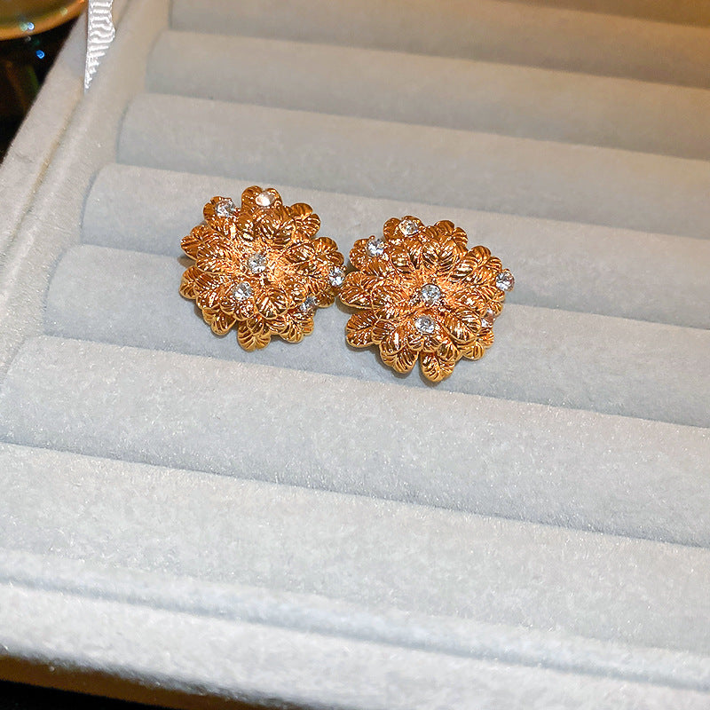 1 Pair Retro Flower Inlay Copper Rhinestones Ear Studs
