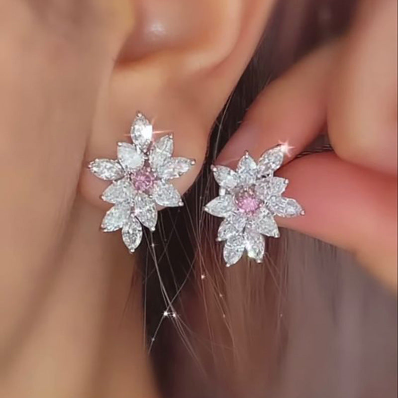 1 Pair Elegant Lady Modern Style Flower Inlay Copper Zircon Ear Studs