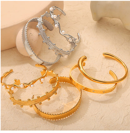 Titanium Steel 18K Gold Plated Casual Simple Style Streetwear Plating Inlay Round Spray Ball Artificial Pearls Rhinestones Bangle