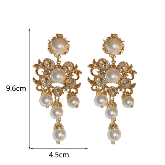 1 Pair Elegant Lady Classic Style Flower Inlay Zinc Alloy Artificial Pearls Rhinestones Drop Earrings
