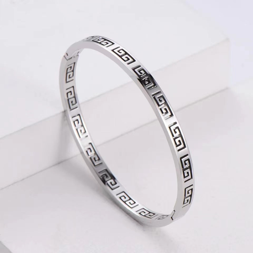 Vintage Style Geometric Titanium Steel Plating Bangle 1 Piece