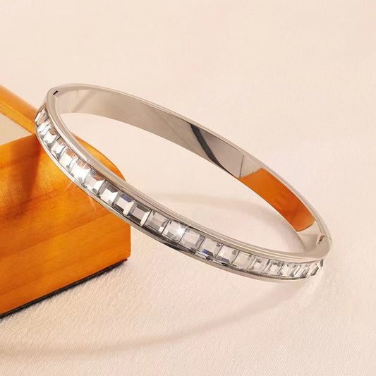 304 Stainless Steel Simple Style Classic Style Inlay Solid Color Zircon Bangle