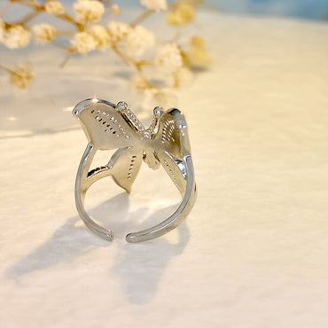 Wholesale Elegant Classic Style Butterfly Copper Plating Inlay White-Plated K Artificial Gemstones Open Rings