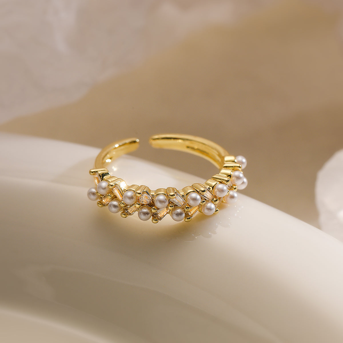 Simple Style Geometric Copper Plating Inlay Artificial Pearls Zircon 18k Gold Plated Open Rings