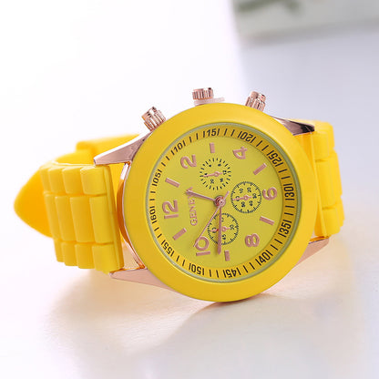 Fashion Round Buckle Quartz Women'S Watches