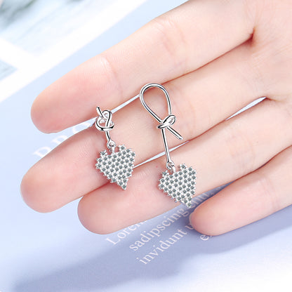 1 Pair Simple Style Shiny Heart Shape Knot Asymmetrical Inlay Copper Zircon Drop Earrings