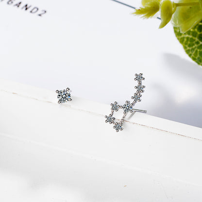 1 Piece Simple Style Shiny Star Asymmetrical Inlay Copper Zircon White Gold Plated Ear Studs