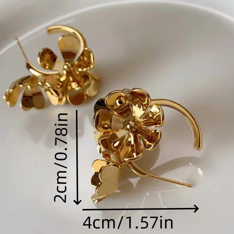 1 Pair Simple Style Flower Copper 18K Gold Plated Ear Studs