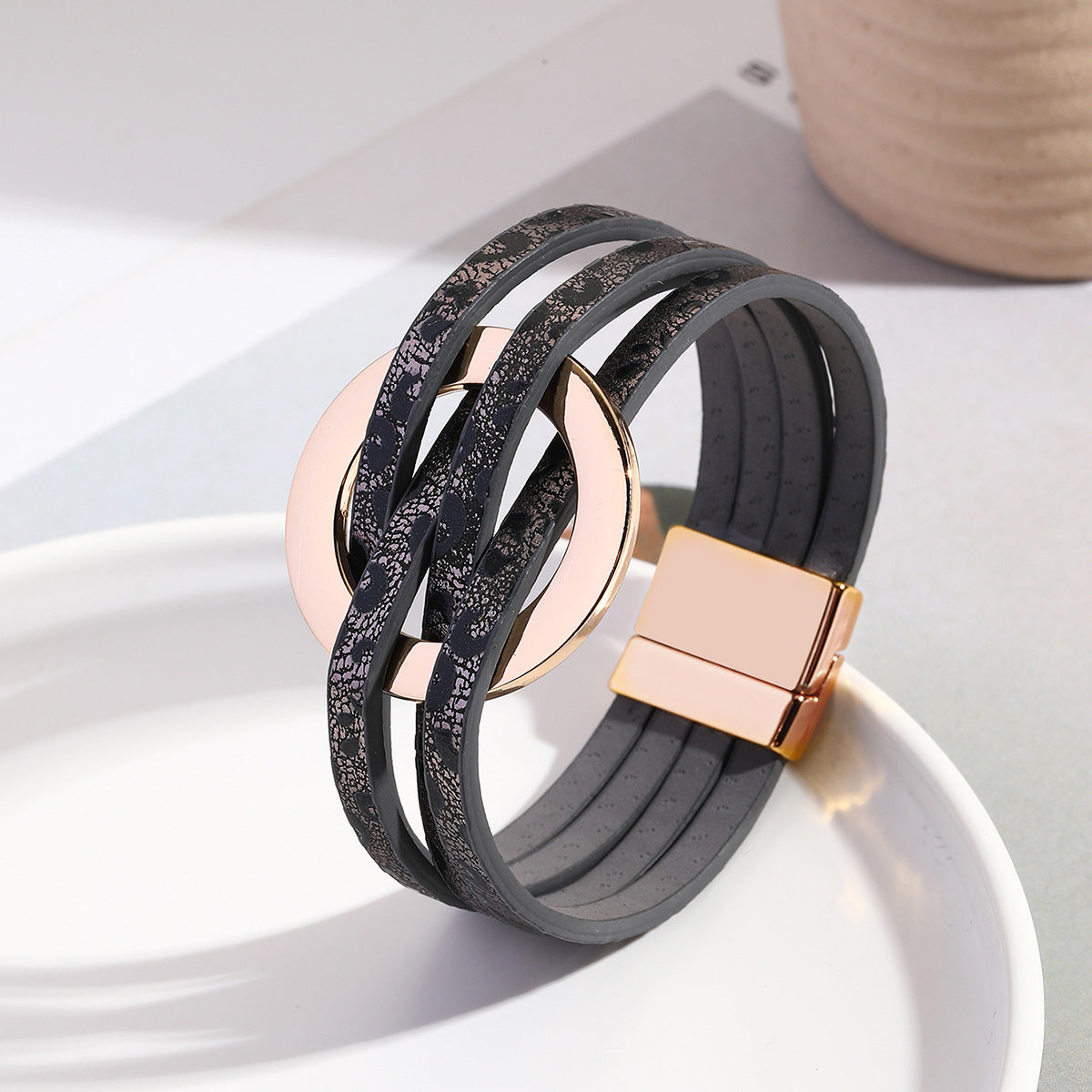 Classic Style Round Pu Leather Alloy Criss Cross Plating Women's Bangle