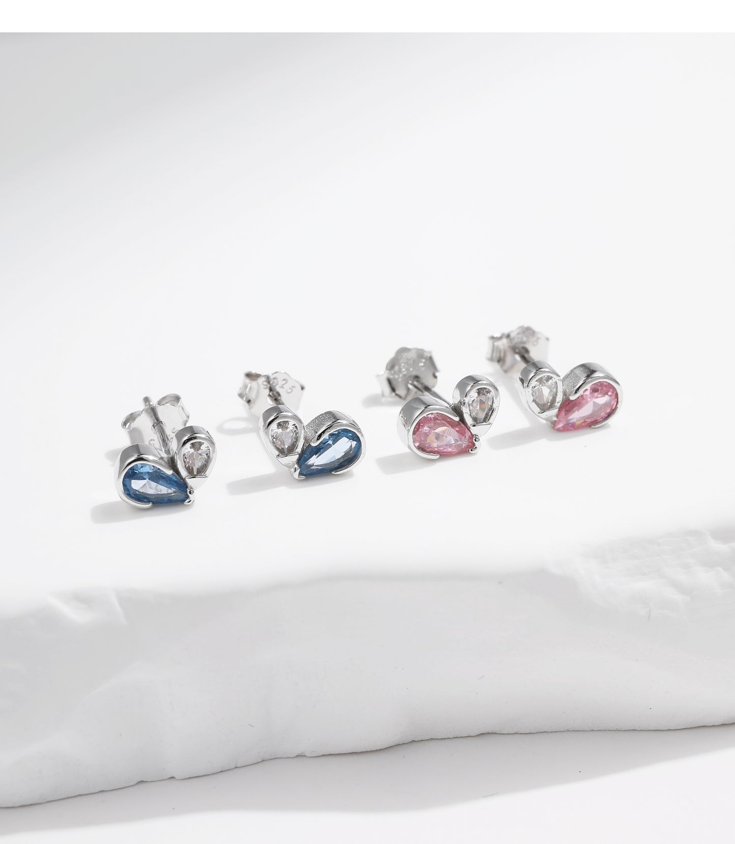 1 Pair Sweet Simple Style Heart Shape Plating Inlay Sterling Silver Zircon Silver Plated Ear Studs