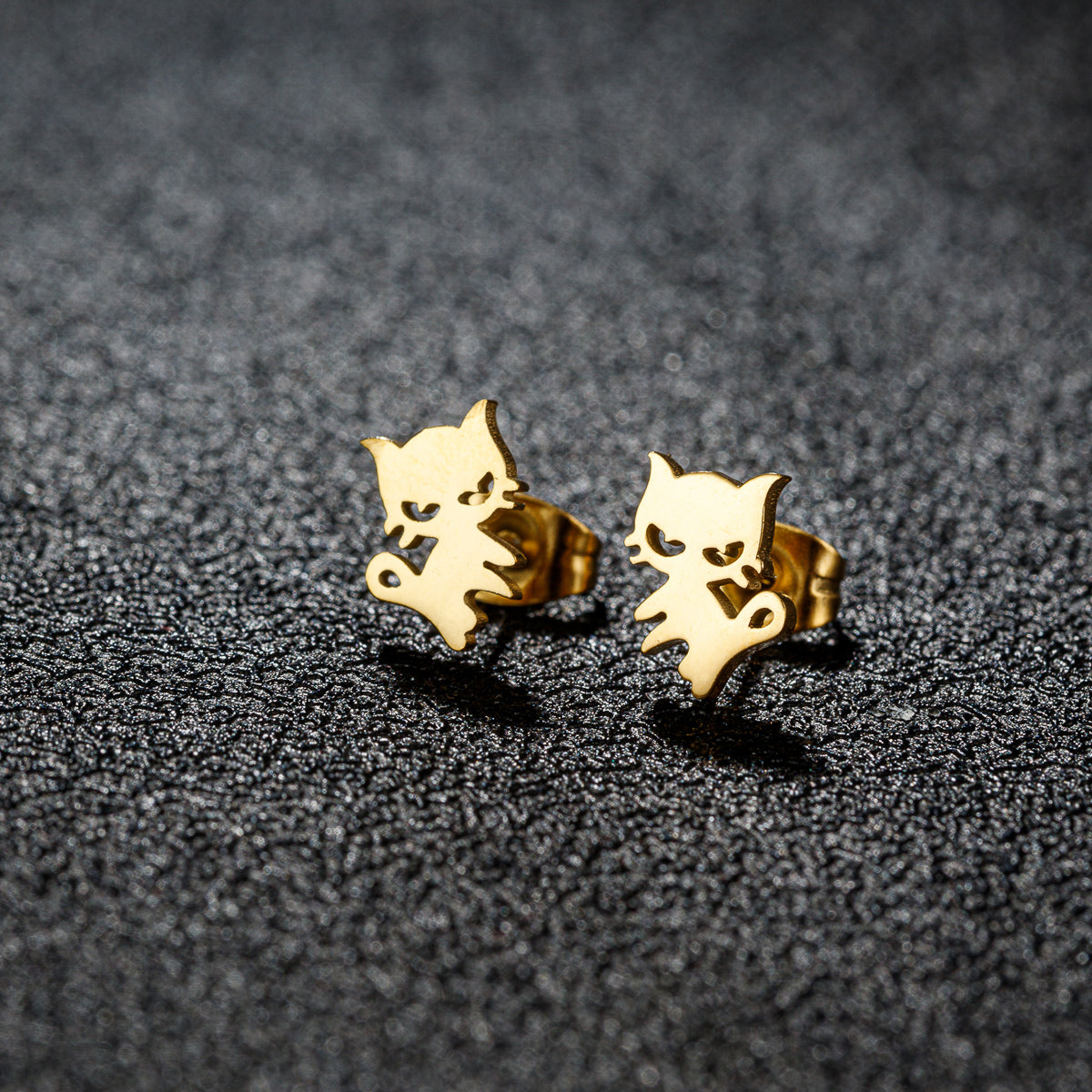 1 Pair Sweet Rabbit Cat Polishing 304 Stainless Steel 18K Gold Plated Ear Studs