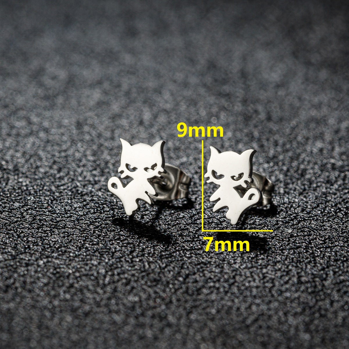 1 Pair Sweet Rabbit Cat Polishing 304 Stainless Steel 18K Gold Plated Ear Studs