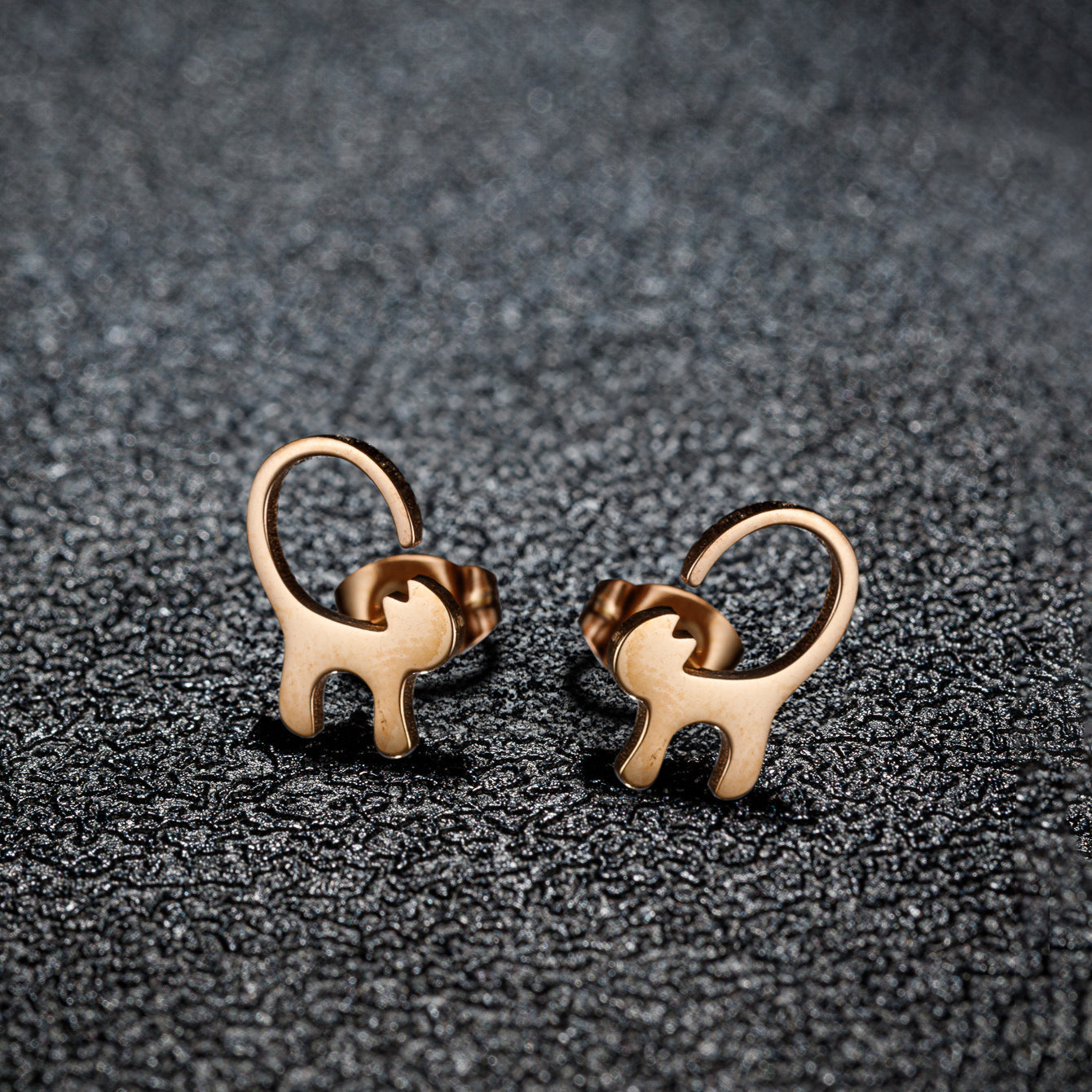 1 Pair Sweet Rabbit Cat Polishing 304 Stainless Steel 18K Gold Plated Ear Studs