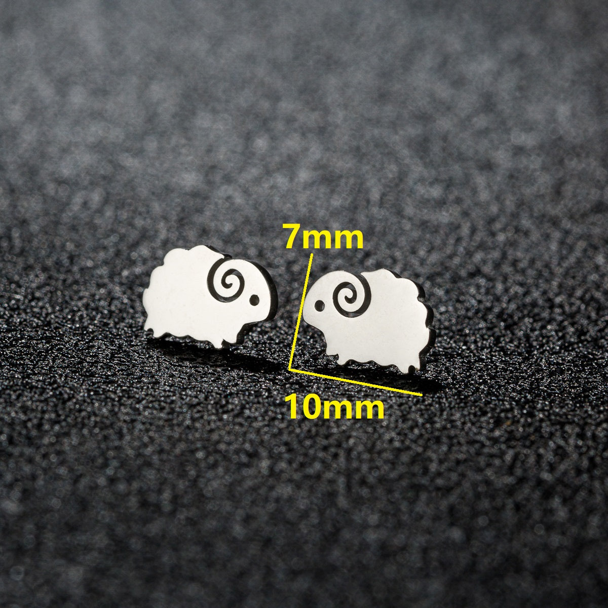 1 Pair Sweet Artistic Animal Irregular Polishing Plating 304 Stainless Steel 18K Gold Plated Ear Studs