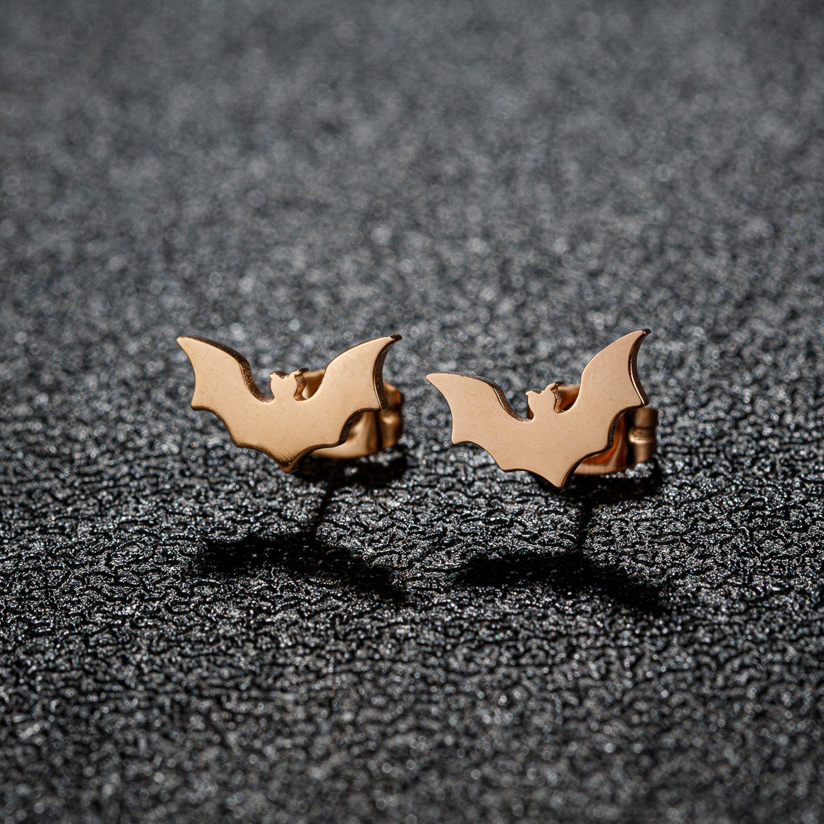 1 Pair Sweet Artistic Animal Irregular Polishing Plating 304 Stainless Steel 18K Gold Plated Ear Studs