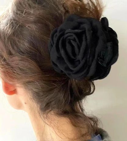 Women'S Sweet Korean Style Rose Flower Cloth Hair Claws