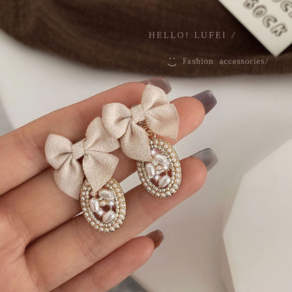 1 Pair Simple Style Heart Shape Flower Alloy Inlay Rhinestones Women'S Earrings