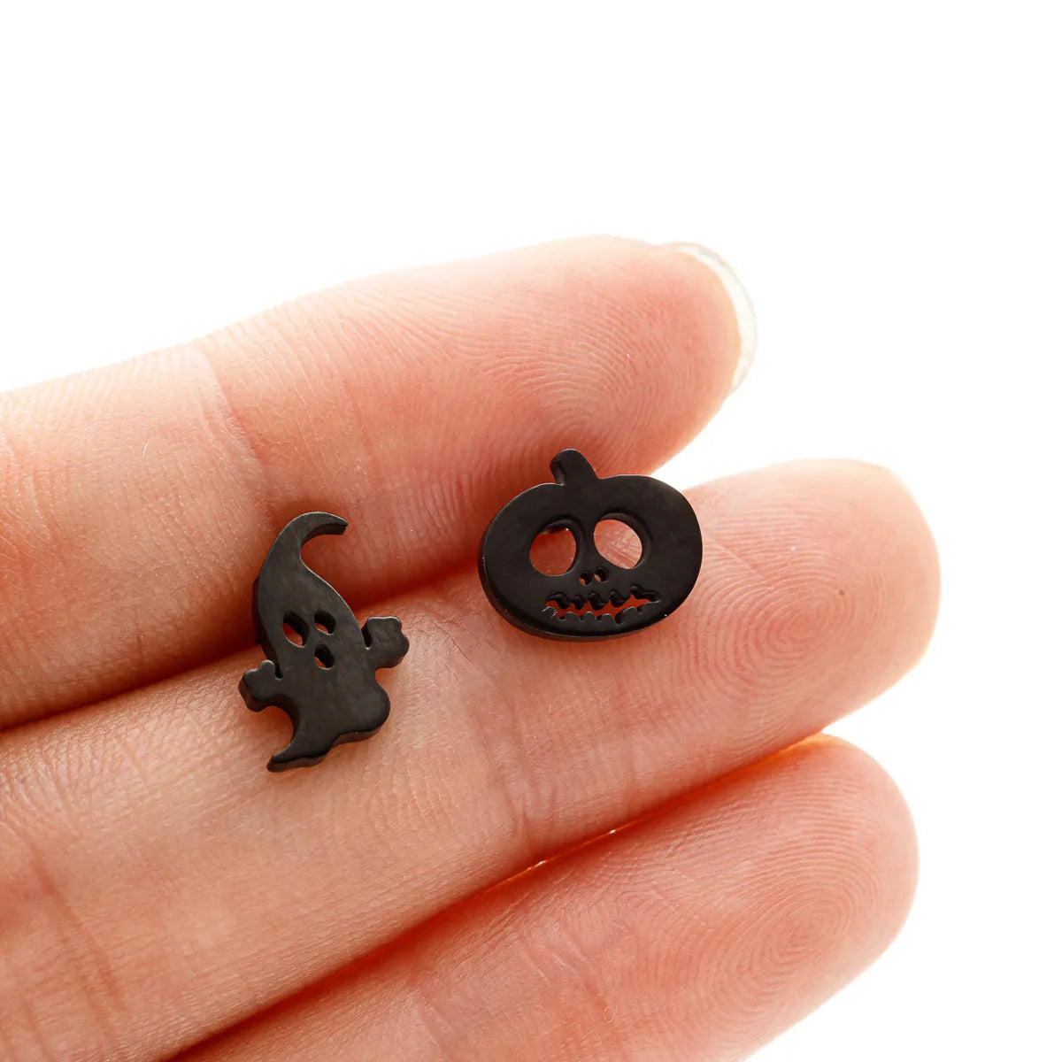 2 Pairs Cute Gothic Hip-Hop Pumpkin Titanium Steel Ear Studs