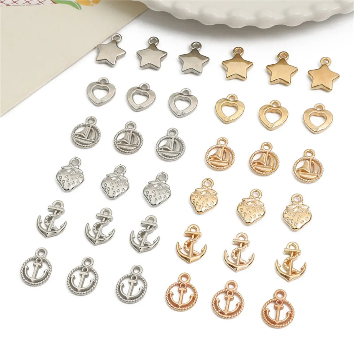 20 PCS/Package 304 Stainless Steel Solid Color Pendant