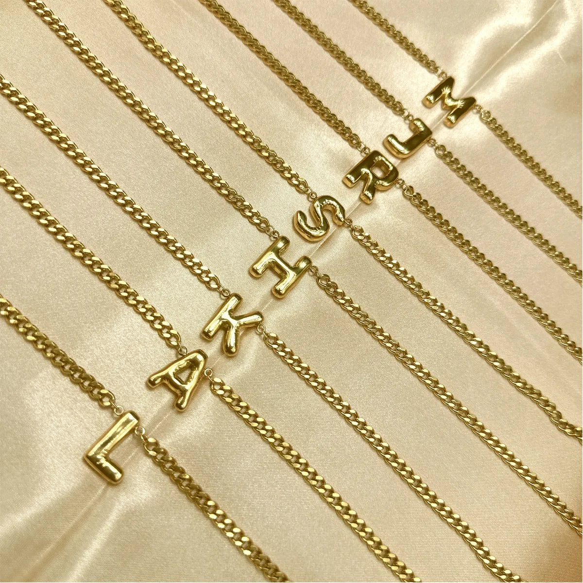 201 Stainless Steel 304 Stainless Steel 18K Gold Plated Simple Style Letter Pendant Necklace