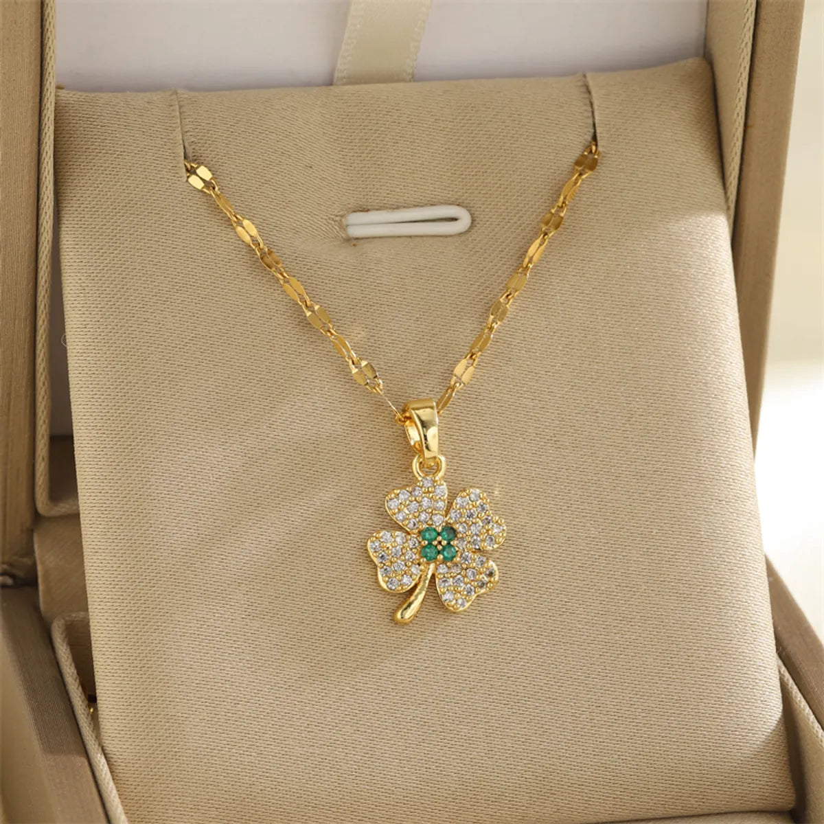 201 Stainless Steel Brass 18K Gold Plated Inlay Cross Elephant Eye Shell Zircon Pendant Necklace