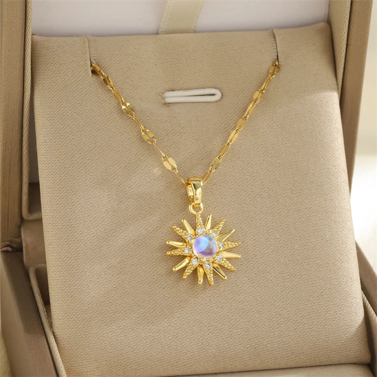 201 Stainless Steel Brass 18K Gold Plated Inlay Cross Elephant Eye Shell Zircon Pendant Necklace