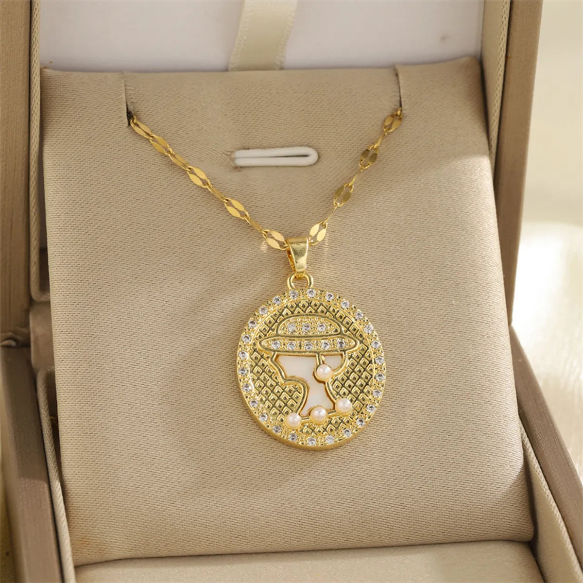 201 Stainless Steel Brass 18K Gold Plated Inlay Cross Elephant Eye Shell Zircon Pendant Necklace