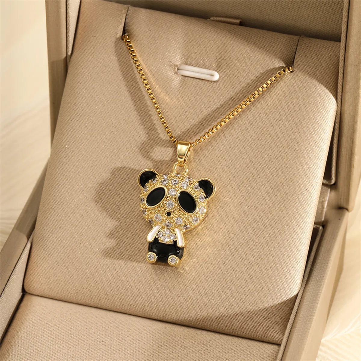 201 Stainless Steel Brass 18K Gold Plated Inlay Panda Eye Flower Zircon Pendant Necklace