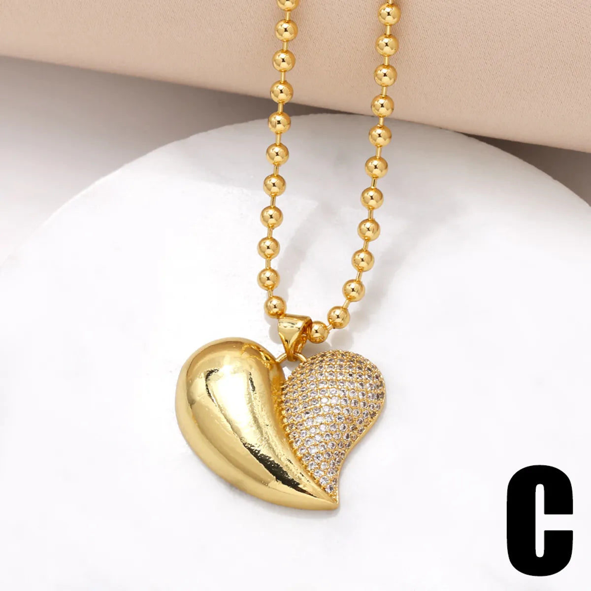 201 Stainless Steel Copper 18K Gold Plated Hollow Out Inlay Heart Shape Zircon Pendant Necklace