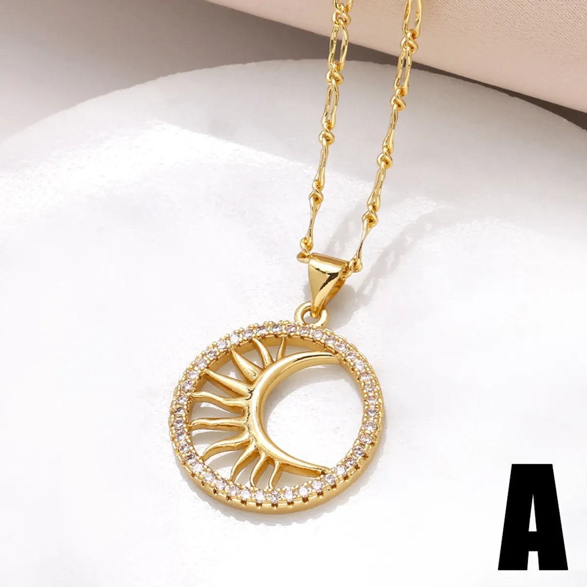 201 Stainless Steel Copper 18K Gold Plated Hollow Out Inlay Star Moon Zircon Pendant Necklace