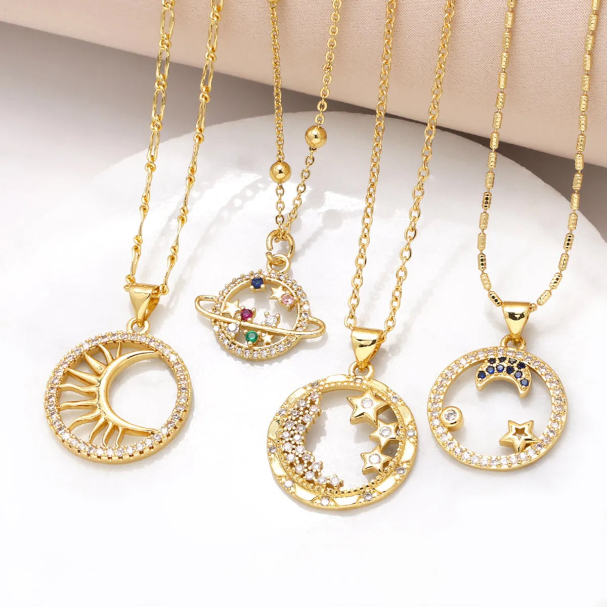 201 Stainless Steel Copper 18K Gold Plated Hollow Out Inlay Star Moon Zircon Pendant Necklace