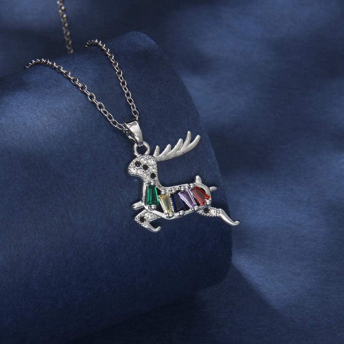 201 Stainless Steel Copper Gold Plated Inlay Deer Zircon Pendant Necklace