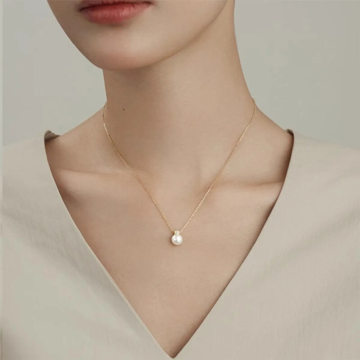 201 Stainless Steel Copper Gold Plated Plating Inlay Round Artificial Pearls Zircon Pendant Necklace