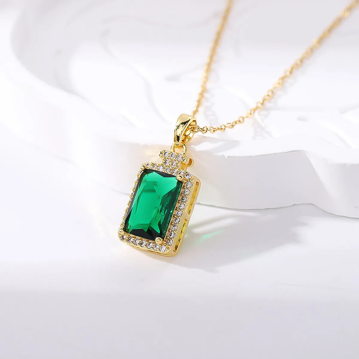 201 Stainless Steel Copper White Gold Plated Gold Plated Plating Inlay Geometric Glass Zircon Pendant Necklace