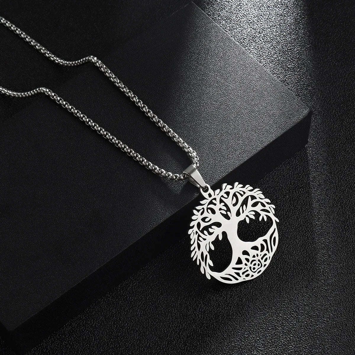 Wholesale Jewelry Hip-Hop Round Life Tree Skull 201 Stainless Steel 18K Gold Plated Hollow Out Pendant Necklace