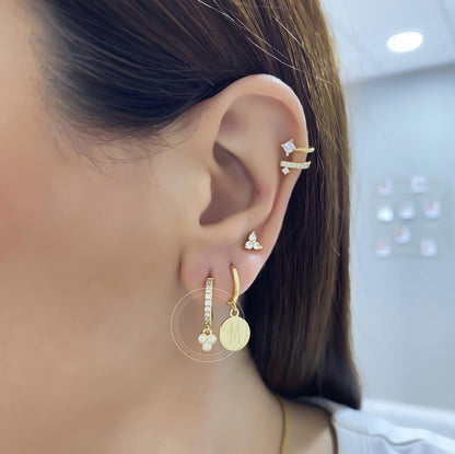 Gold-plated Geometric Triangle Diamond Ear Buckle