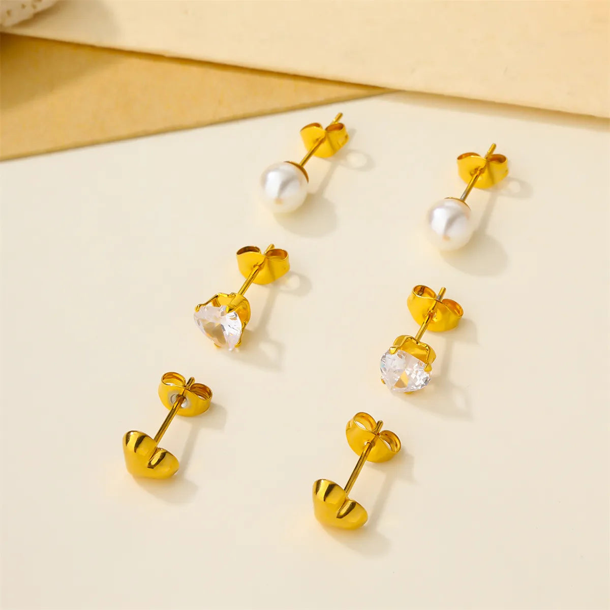 3 Pairs Cute Classic Style Heart Shape 304 Stainless Steel Artificial Pearls Zircon 18K Gold Plated Ear Studs