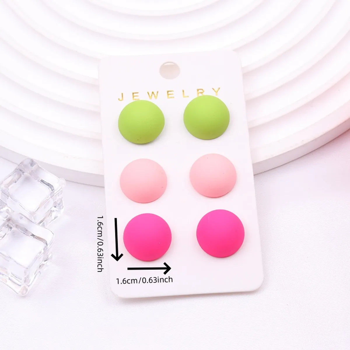 3 Pairs Elegant Simple Style Round Stoving Varnish Arylic Synthetic Resin Ear Studs