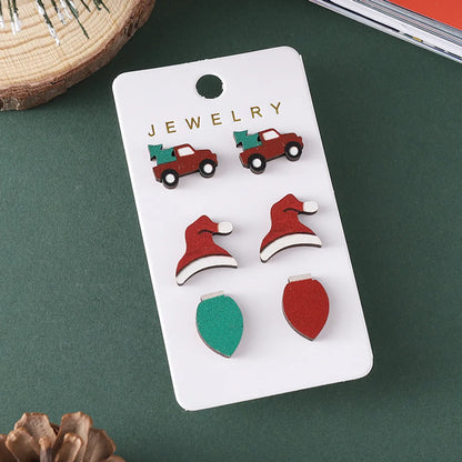 3 Pairs Vintage Style Christmas Hat Wood Ear Studs