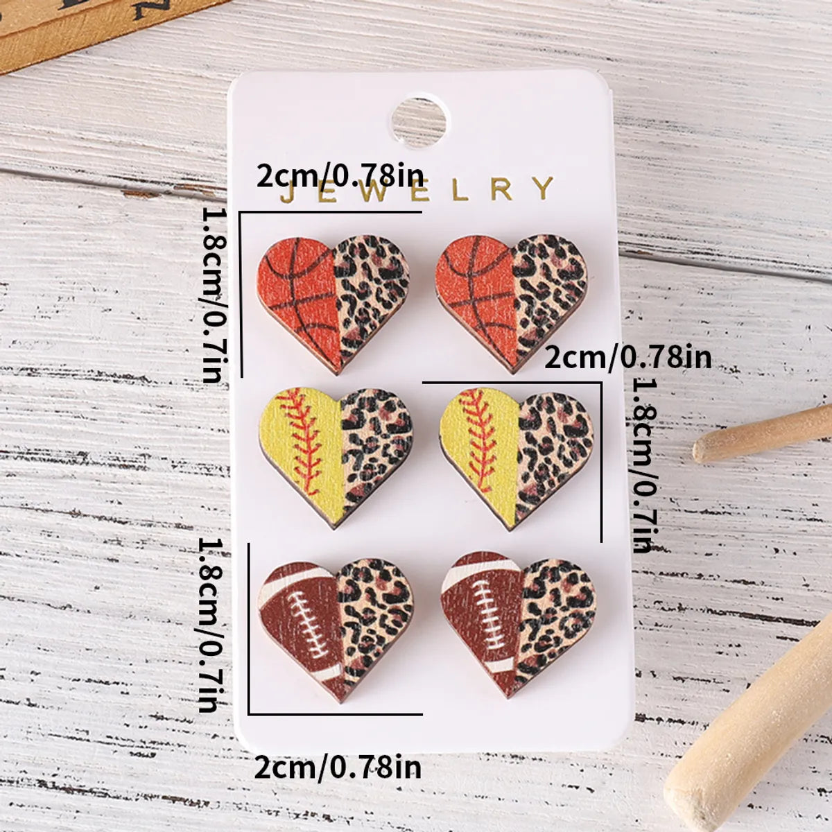 3 Pairs Vintage Style Heart Shape Wood Ear Studs